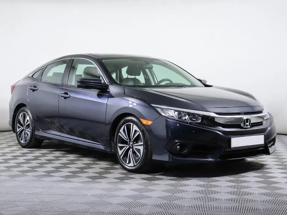 «Авто на Неве»