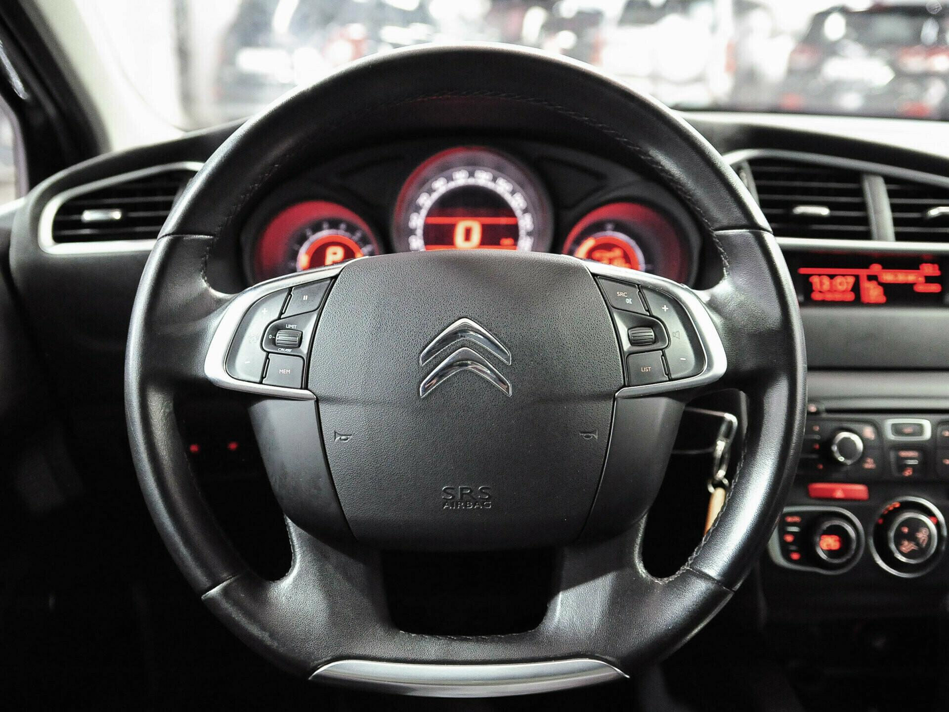 фото автомобиля 5