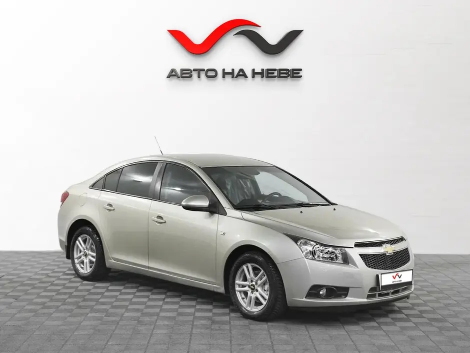 «Авто на Неве»