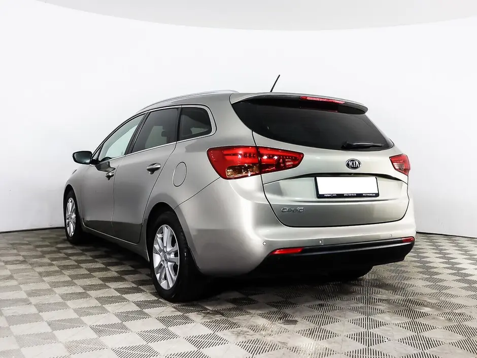 «Авто на Неве»