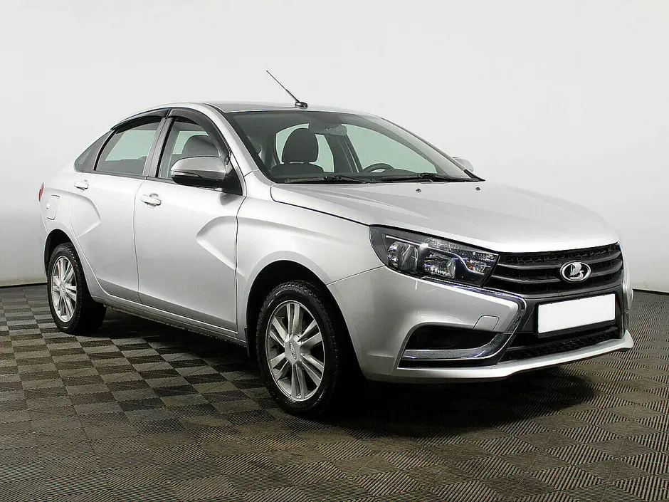 «Авто на Неве»