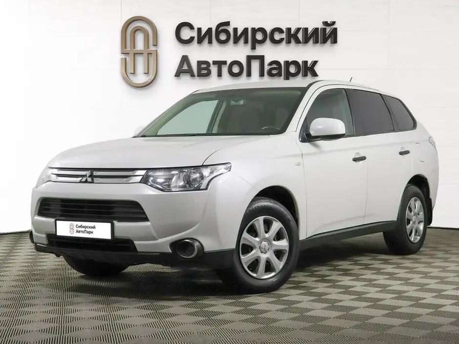 Mitsubishi Outlander, 2014 г.