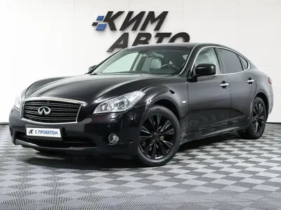 Infiniti M