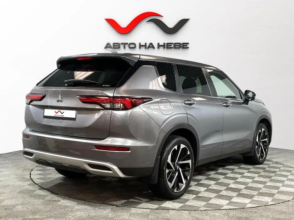 «Авто на Неве»