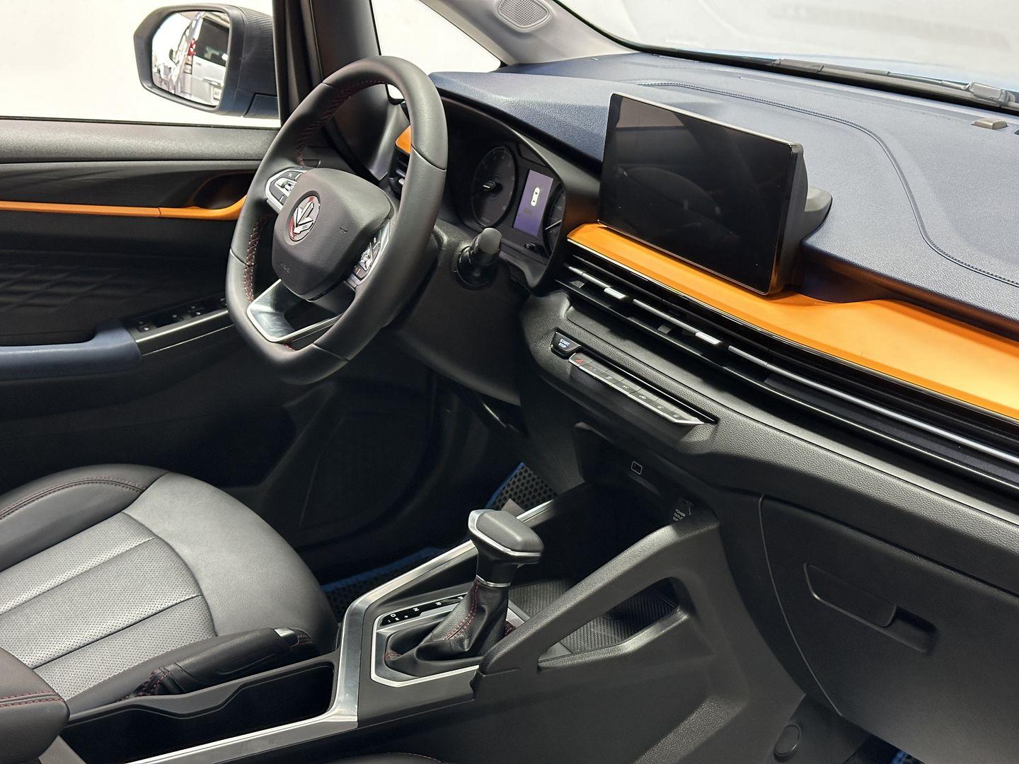 фото автомобиля 11
