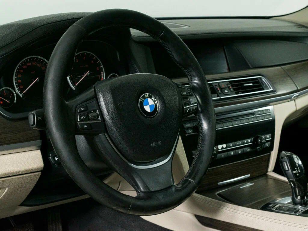 фото автомобиля 7