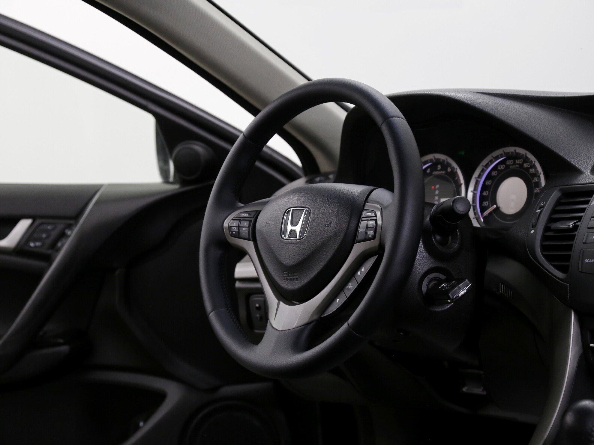 фото автомобиля 8