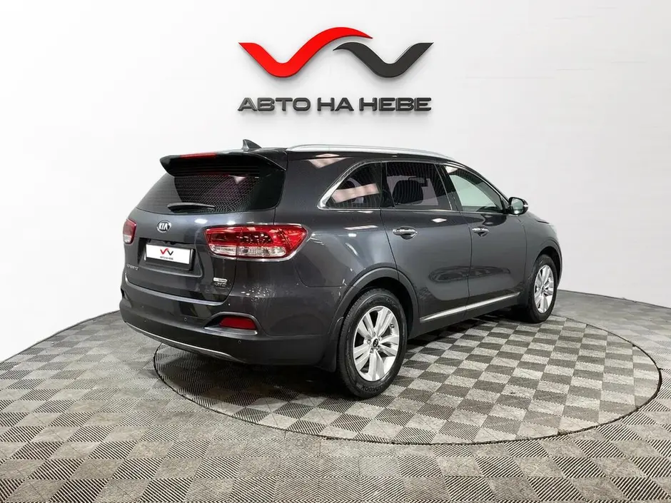 «Авто на Неве»