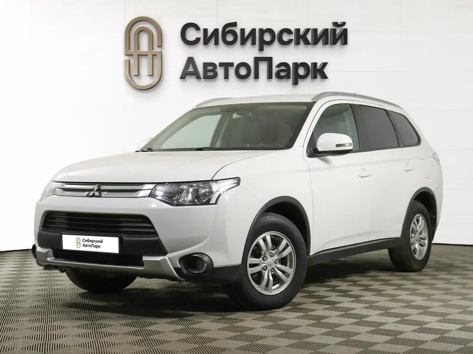 Mitsubishi Outlander, 2014 г.