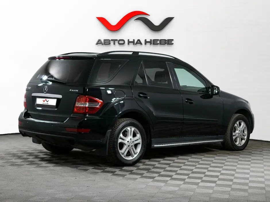 «Авто на Неве»