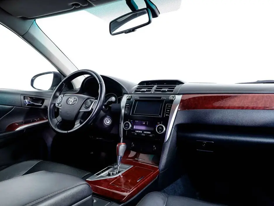 «Авто на Неве»