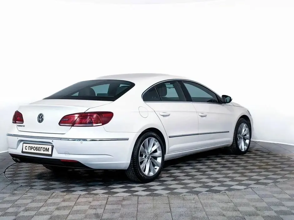 «Авто на Неве»