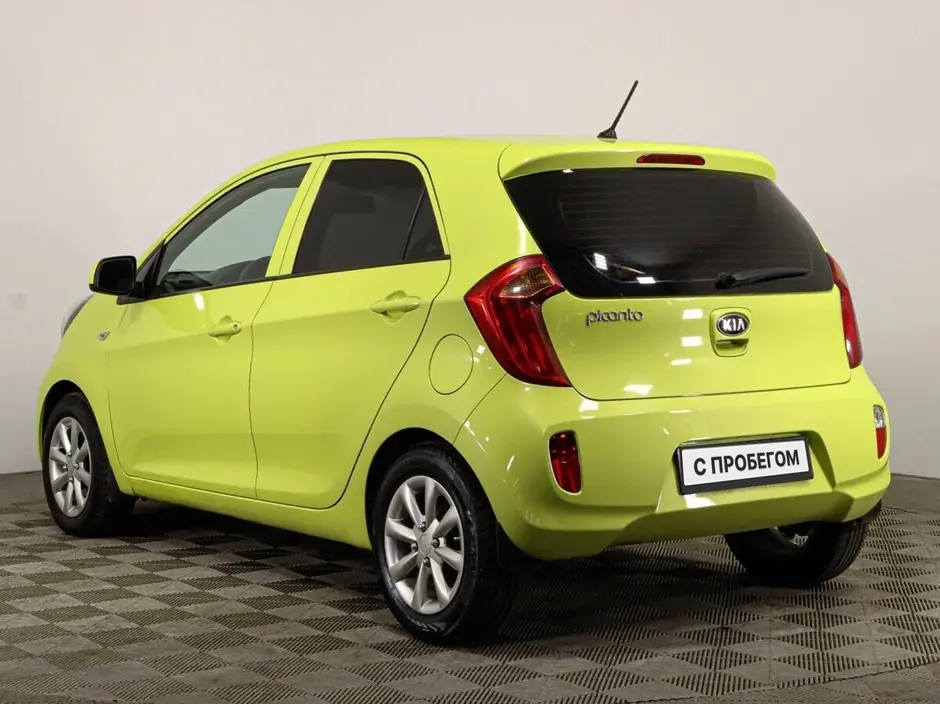 «Авто на Неве»