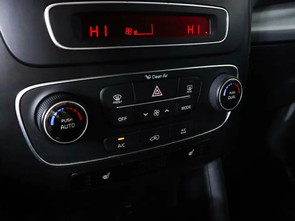 «Авто на Неве»