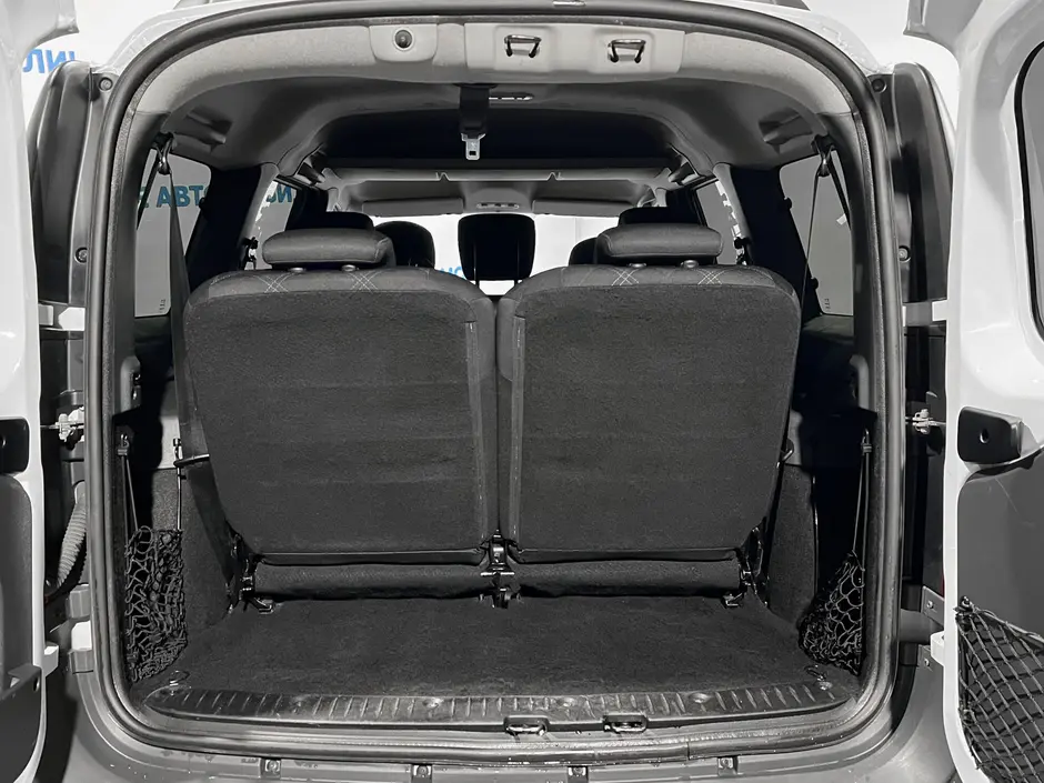 «Авто на Неве»