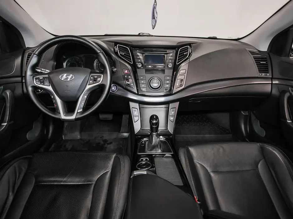 «Авто на Неве»