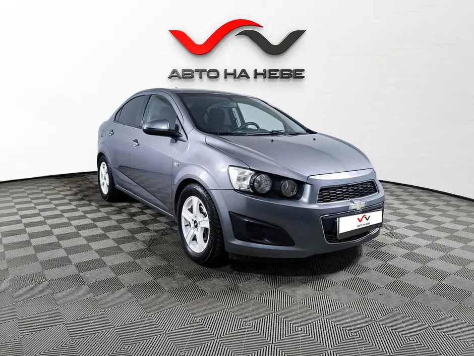 «Авто на Неве»