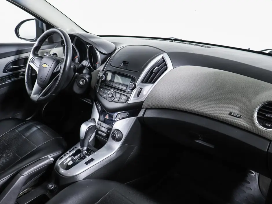 «Авто на Неве»