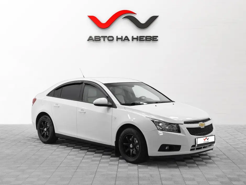 «Авто на Неве»