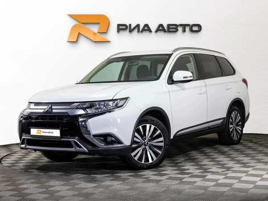 Mitsubishi Outlander, 2018 г.