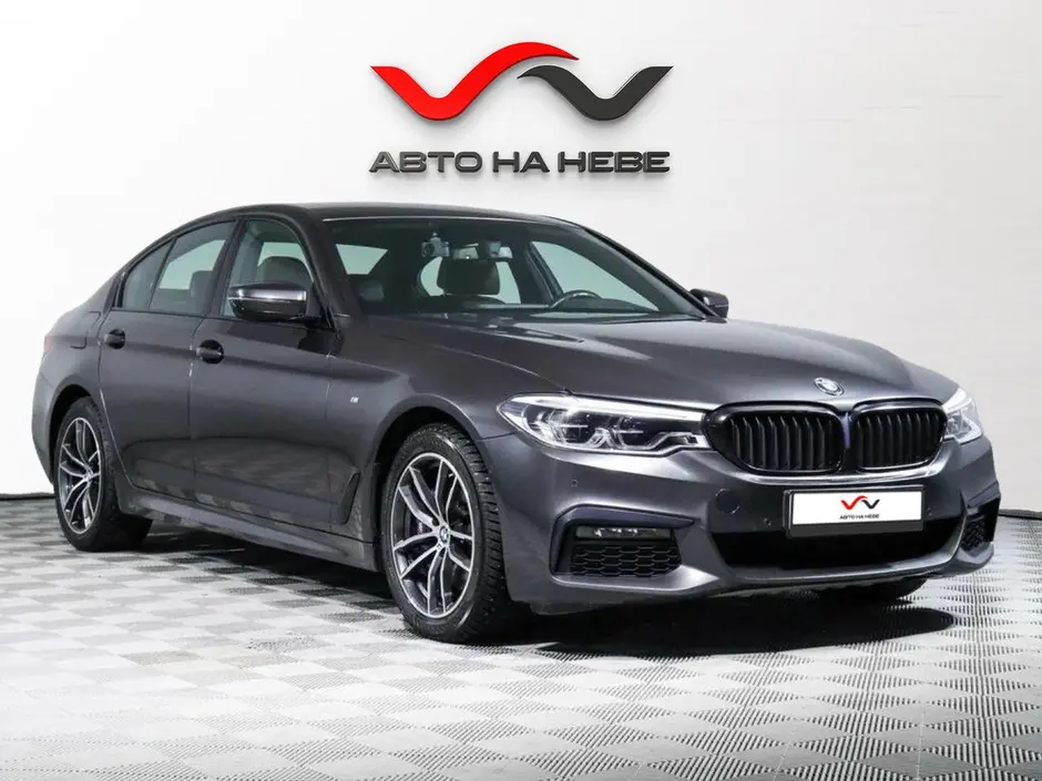 «Авто на Неве»