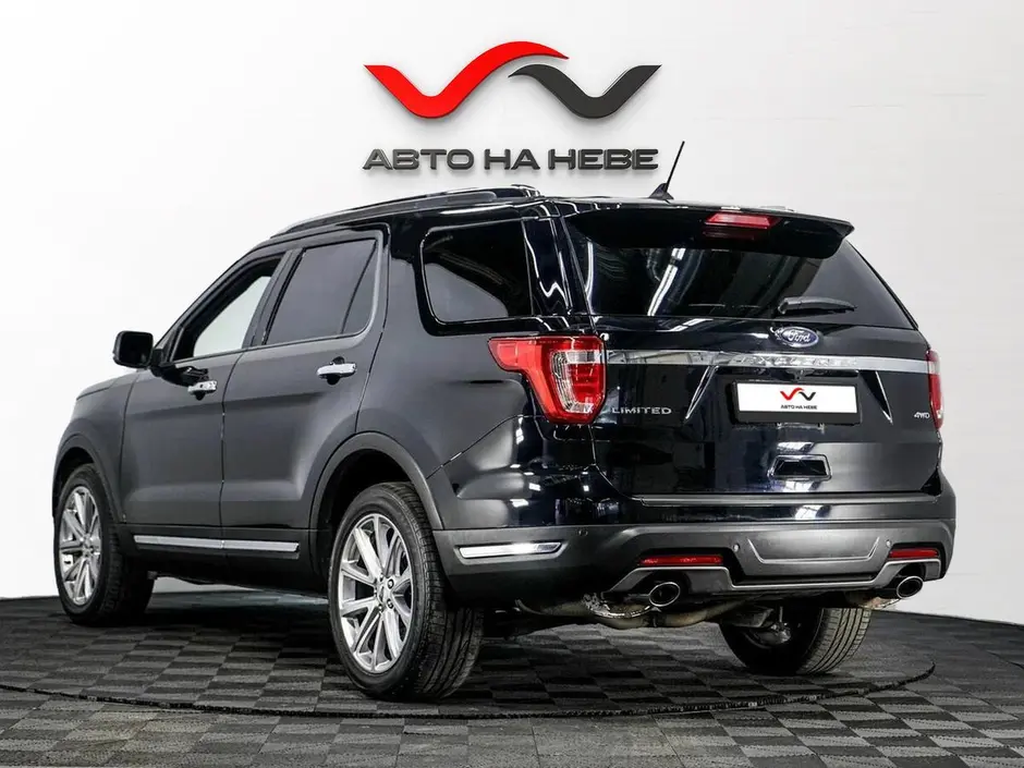 «Авто на Неве»