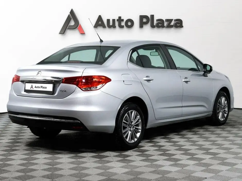 AutoPlaza