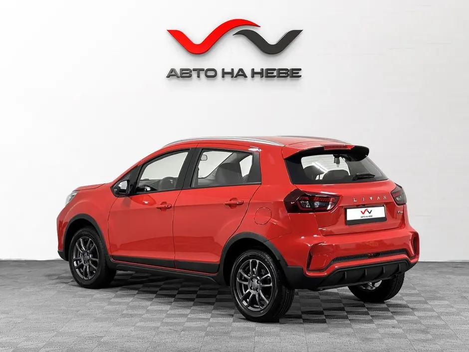«Авто на Неве»