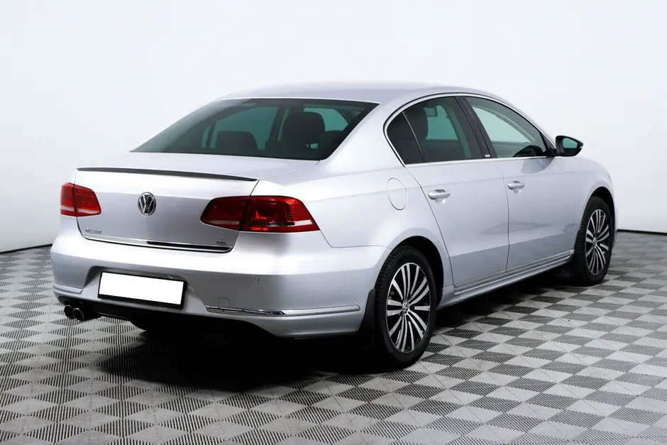 «Авто на Неве»