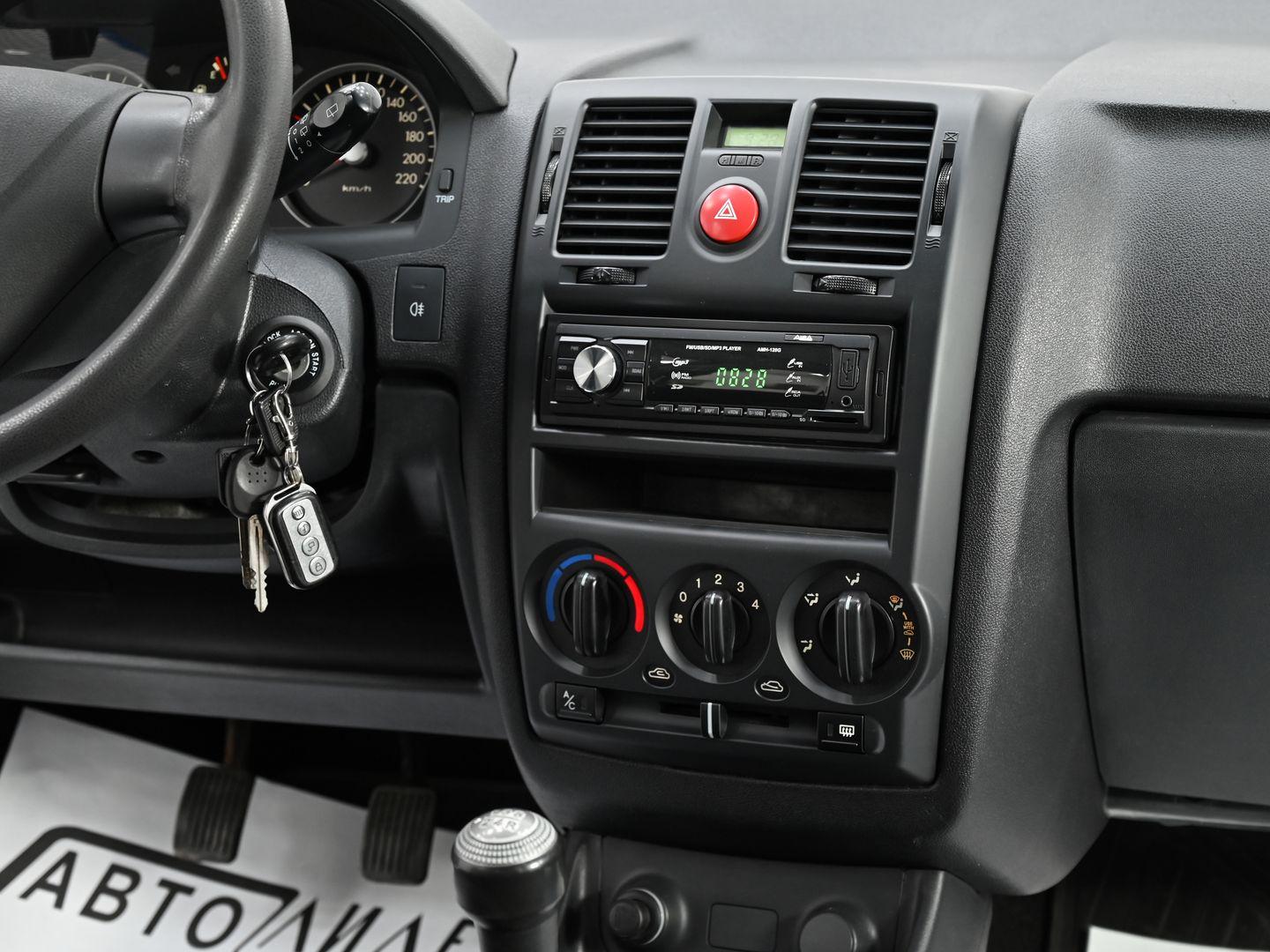 фото автомобиля 8