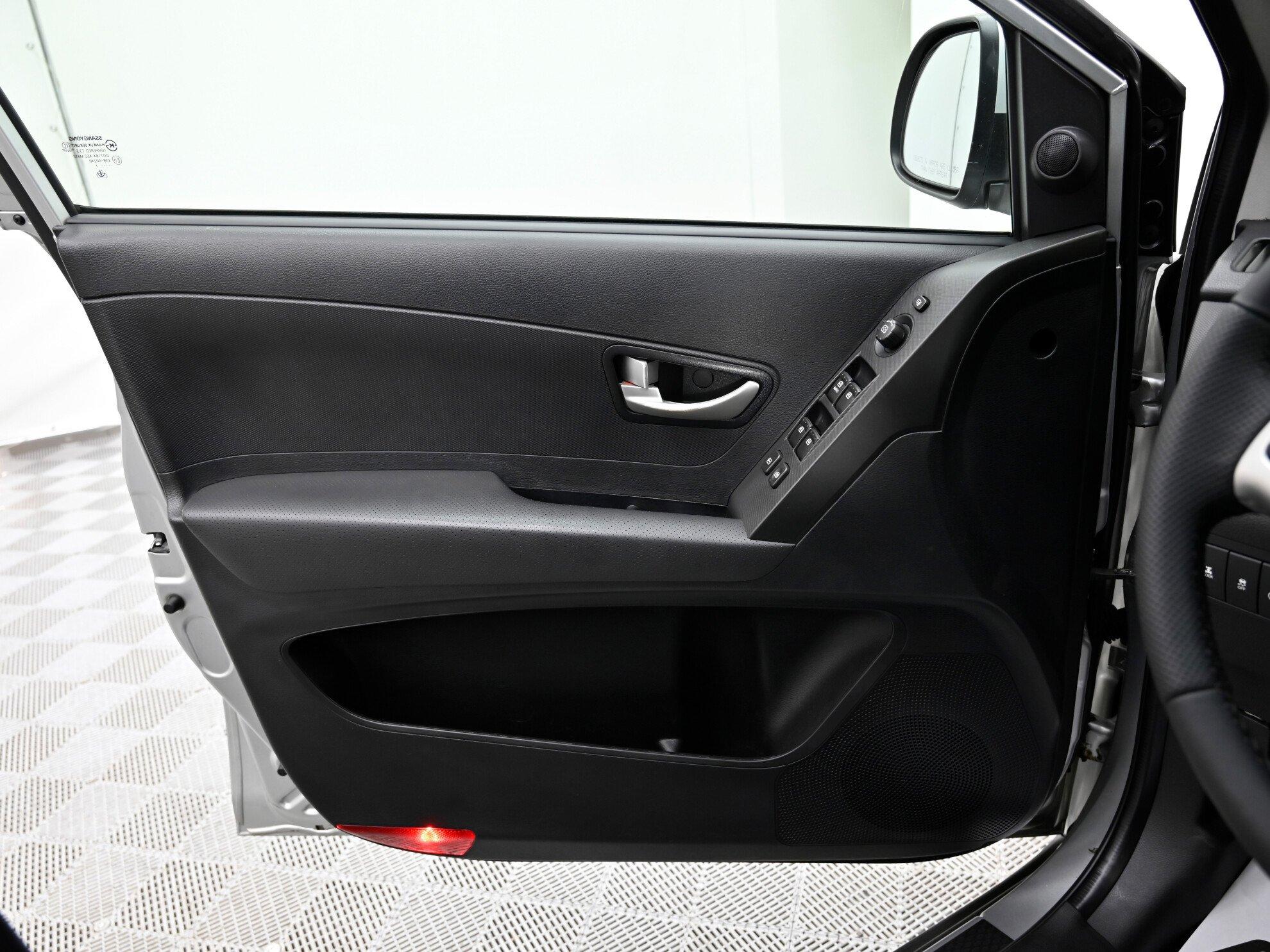 фото автомобиля 12