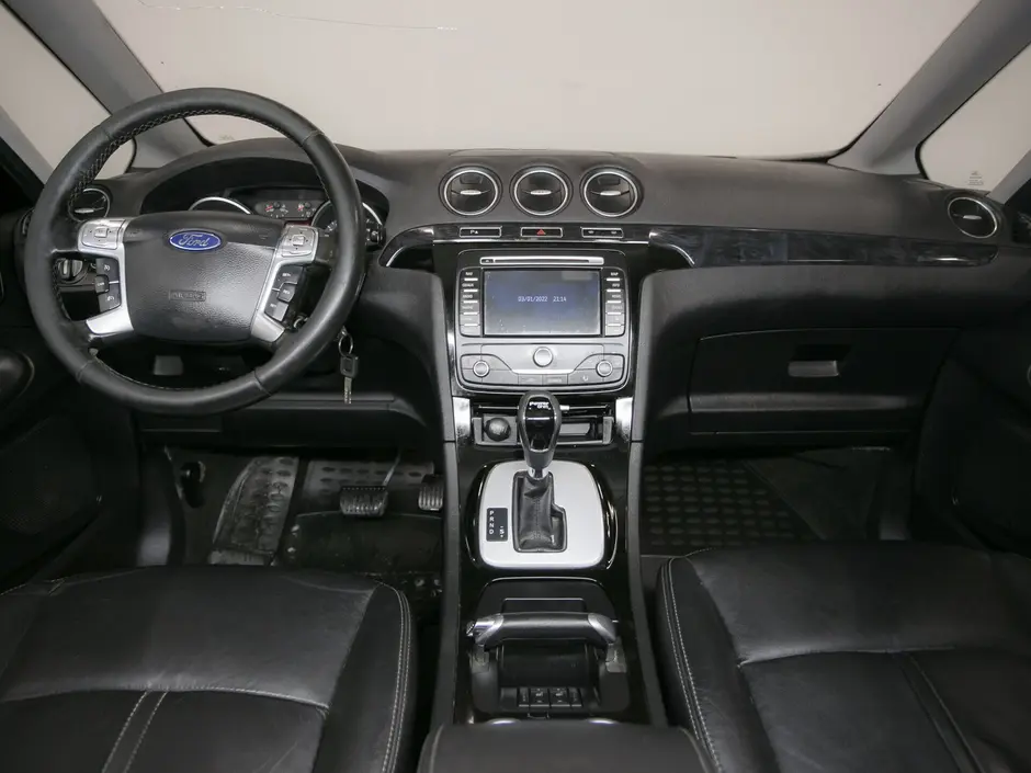 «Авто на Неве»