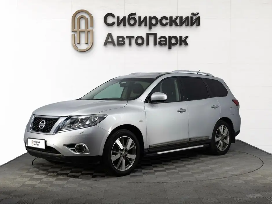Nissan Pathfinder, 2015 г.
