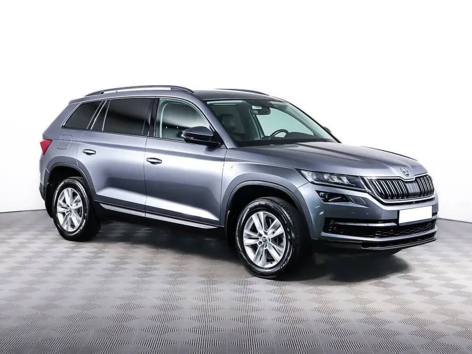 «Авто на Неве»