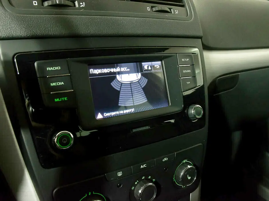 «Авто на Неве»