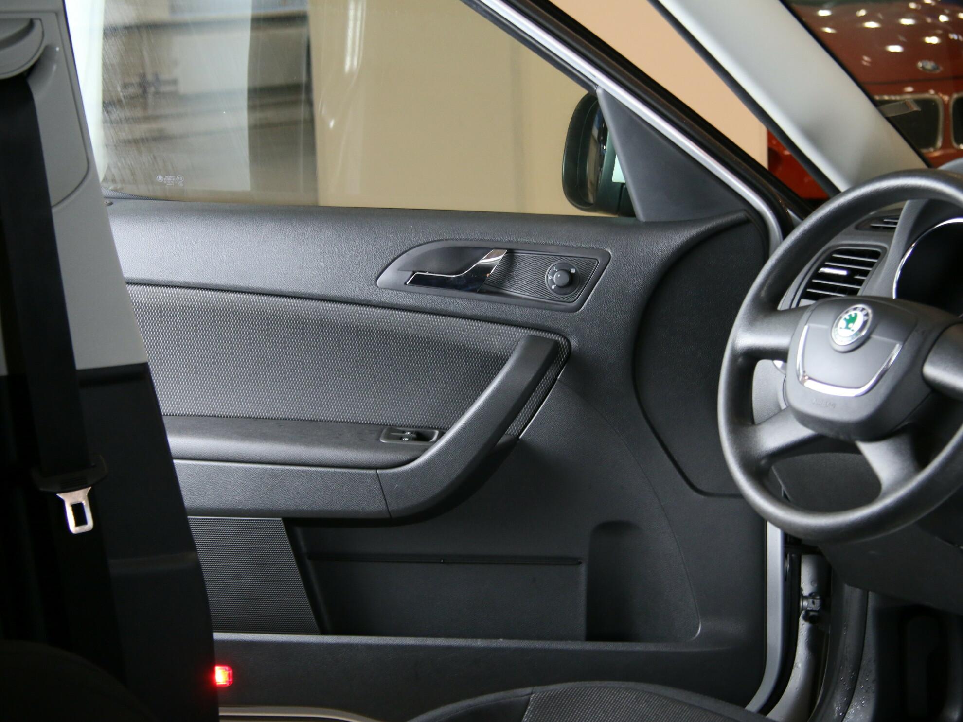 фото автомобиля 7