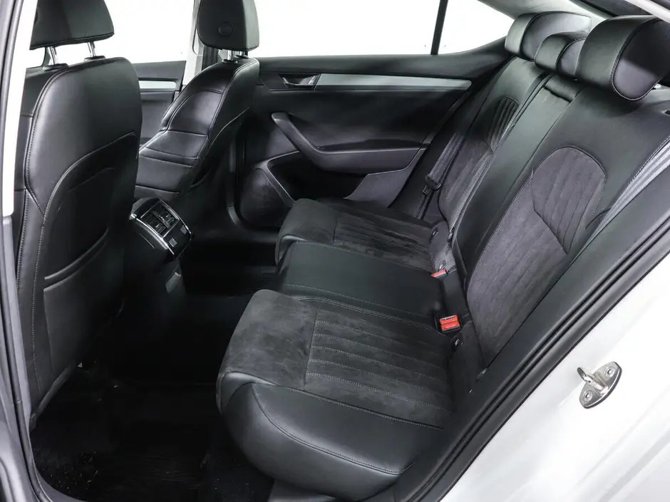 «Авто на Неве»