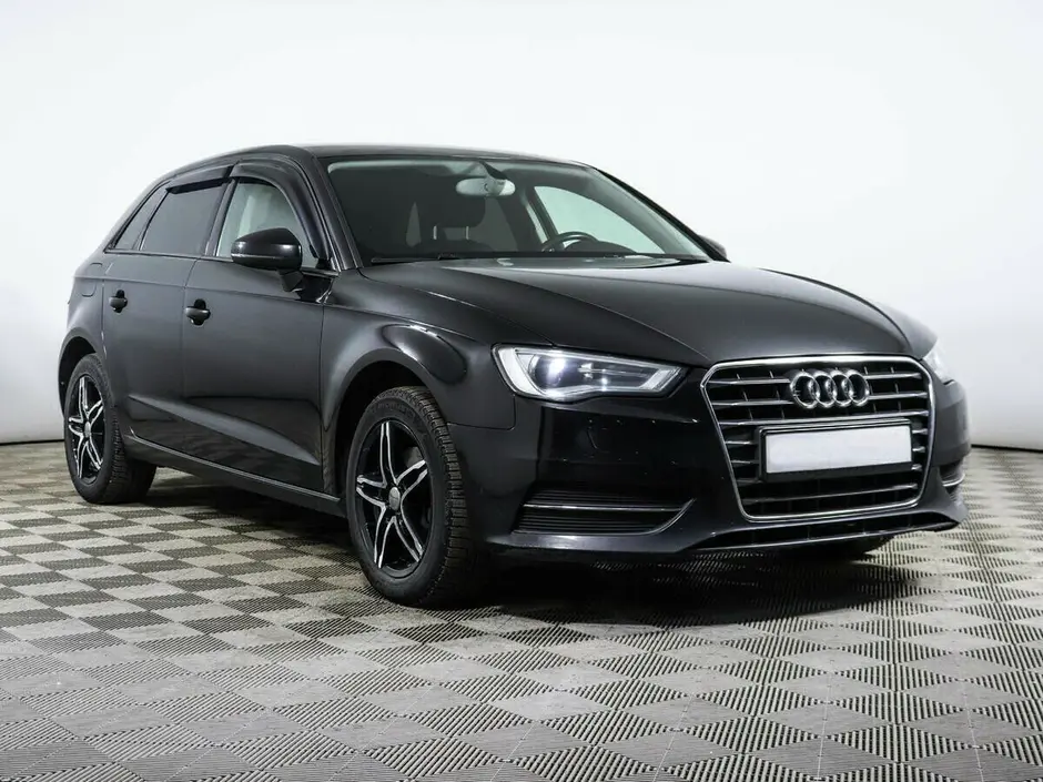 «Авто на Неве»