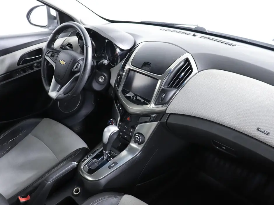 «Авто на Неве»