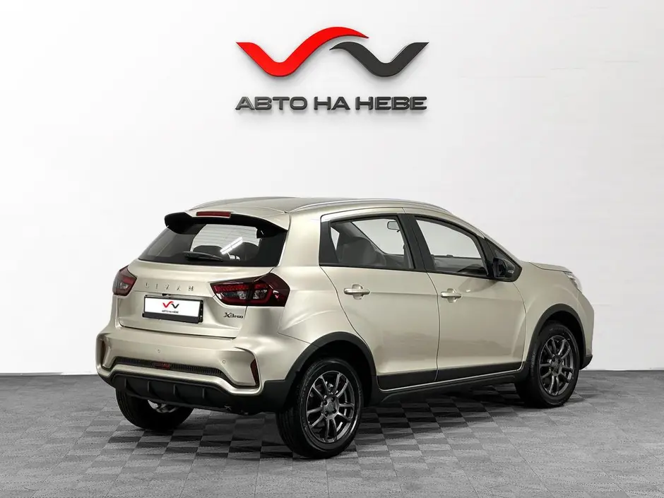 «Авто на Неве»