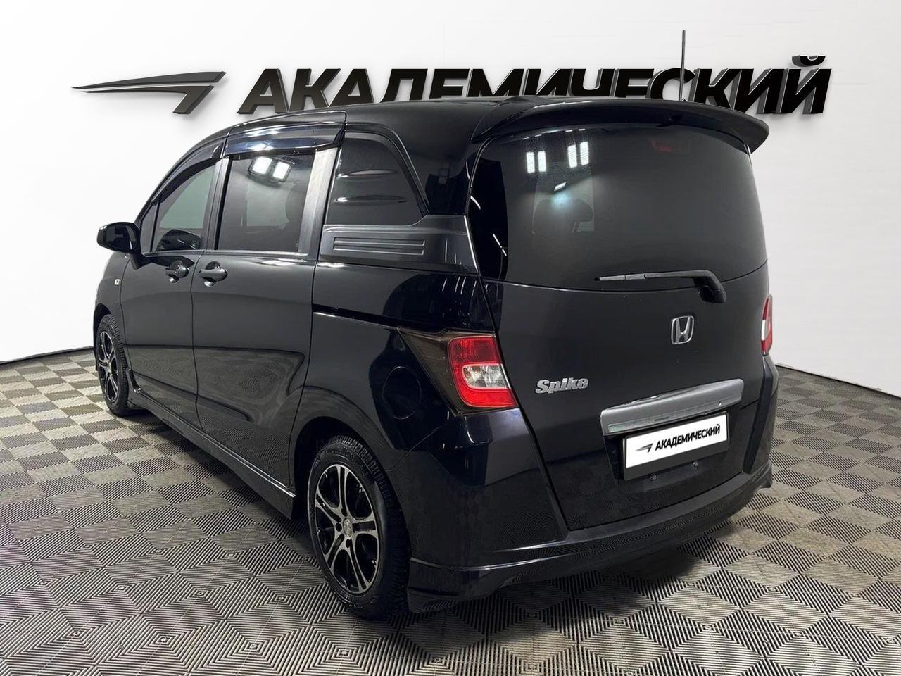 фото автомобиля 3