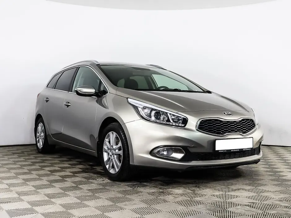 «Авто на Неве»