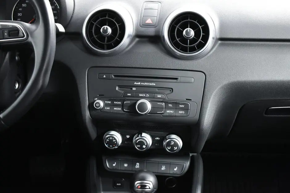 «Авто на Неве»