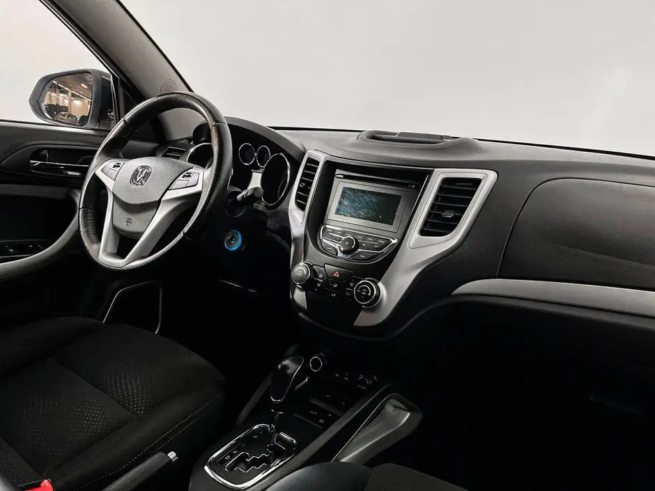 «Авто на Неве»