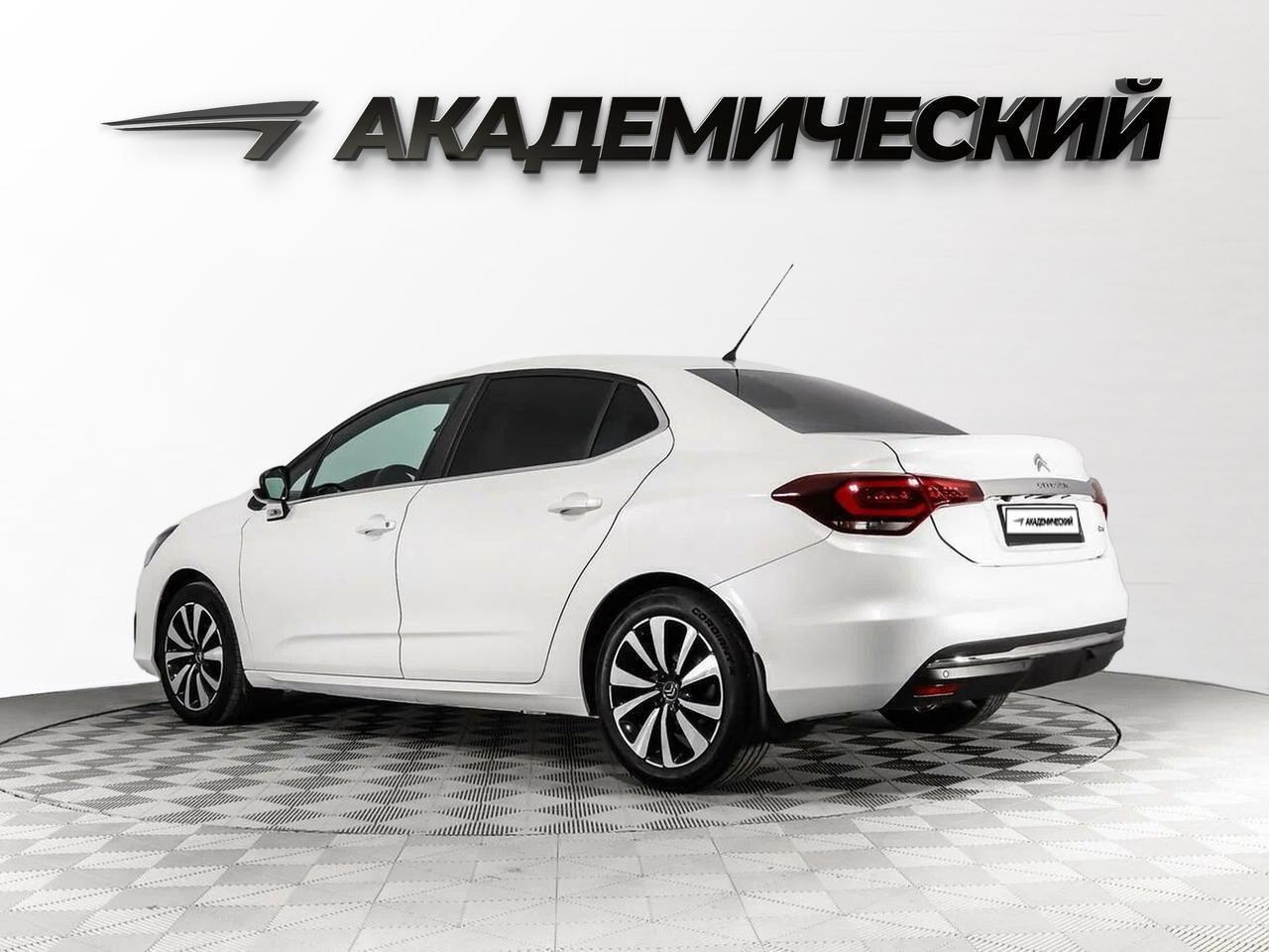 фото автомобиля 3