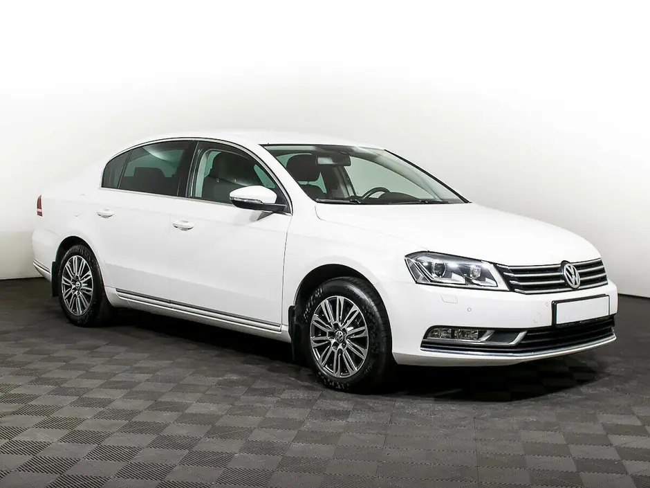 Volkswagen Passat, 2012 г.