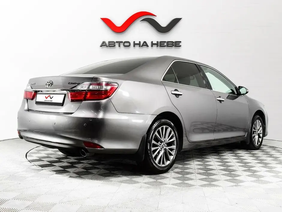«Авто на Неве»