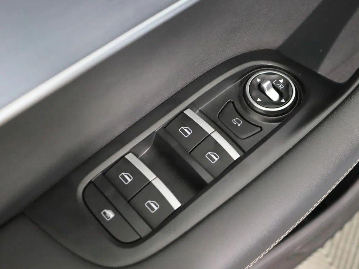 фото автомобиля 7