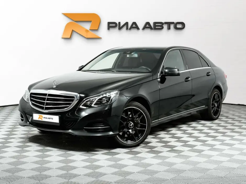 Mercedes-Benz E-Класс, 2015 г.