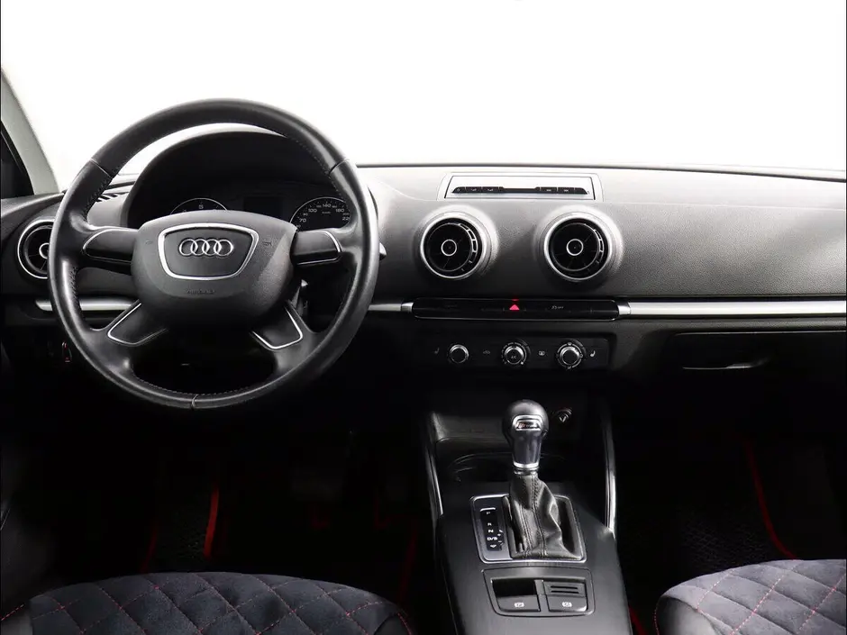 «Авто на Неве»